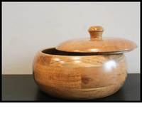 Boîte à chapati en bois et acier marron, technique émail doux, style nautique antique, qualité alimentaire, pour cuisine, service et décoration de plats chauds et roti