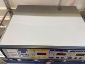 La machine à couronnes Kara Mediclust généralement appelée CEREC (Restauration Économique au Fauteuil) se réfère généralement à l'un des deux types d'équipements distincts. - Product Image 3