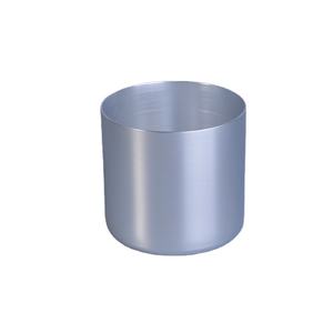 Pot de bougie en métal au design uni fini argent pour la décoration d'éclairage de table de maison et de mariage pot de bougie rond - Product Image 1