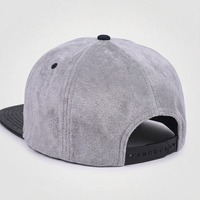 Casquette Snapback en daim gris personnalisée avec visière plate noire, logo brodé de qualité supérieure, casquette de baseball streetwear, casquette ajustable hip hop