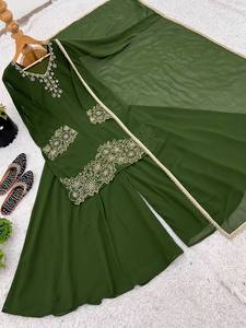 Kurta élégant à manches courtes vert avec broderie Dupatta Vêtements ethniques festifs pour femmes Look élégant - Product Image 2