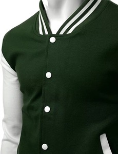 Veste de baseball sur mesure de qualité supérieure fabriquée au Pakistan, tissu de la meilleure qualité, 100% manches en cuir, broderie en chenille, dernier design - Product Image 6