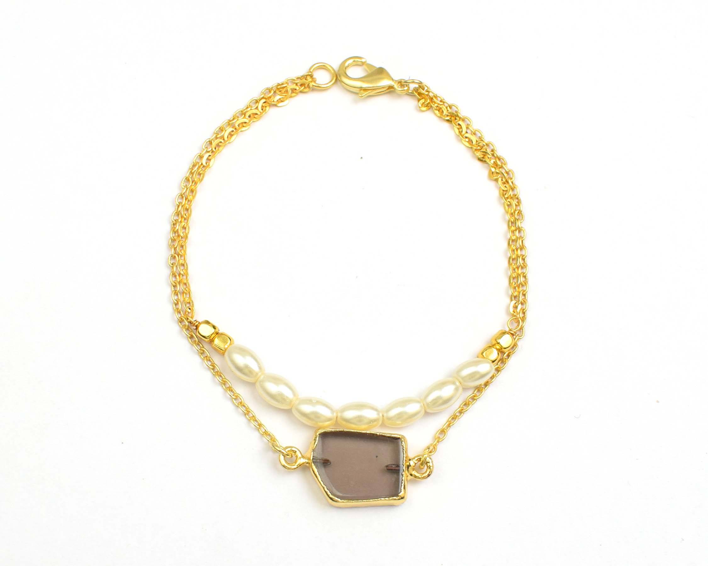 สีน้ำตาล