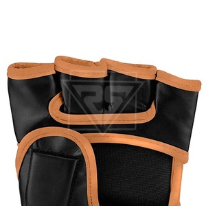 Gants Mma personnalisés Gants de boxe pro en cuir Pu blanc de conception professionnelle par Rukhmal Sports - Product Image 5