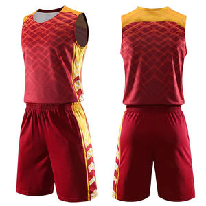 Vêtements de basket-ball pour hommes de haute qualité personnalisés en gros Ensembles d'uniformes de club d'équipe Taille Plus avec caractéristiques imprimées - Product Image 2