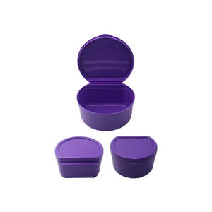 Estuche para Dentaduras Postizas Hecho de Plástico Resistente para una Fácil Organización y Almacenamiento - Product Image 1