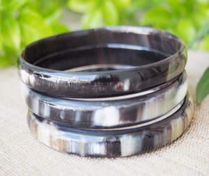 Conjunto de pulsera de cuerno de búfalo ecológico hecho a mano, brazalete de cuerno de buey de alto pulido, brazaletes de ágata de tamaño mixto, Color Natural - Product Image 2