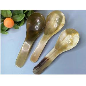 Cuchara de Cuerno Rústica Ecológica al por Mayor para Fiestas, Decoración del Hogar y Accesorios de Cocina - Reutilizable y Duradera - Product Image 1