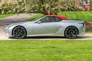 LEXUS LC 500 ปี 2022 สภาพสะอาดมาก - Product Image 3