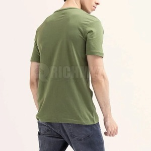 T-shirts pour hommes RICHMYZ à manches courtes, de haute qualité, à prix avantageux, en vente, couleur vert olive, design personnalisé - Product Image 3