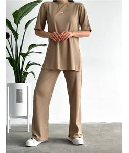 Camiseta de manga corta de color sólido de verano personalizada, pantalones de pierna ancha, conjunto informal de punto de dos piezas para mujer, gris - Product Image 3