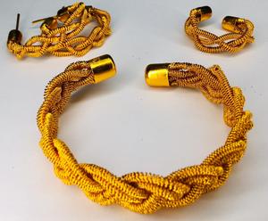 Vente chaude 18K Plaqué Or Vani Chokker Collier Multicouche Boucles D'oreilles Bracelet Perle Pierre Cadeaux De Mariage Femmes Main Argent - Product Image 5