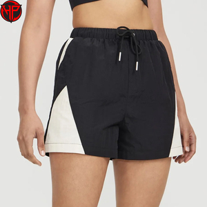 Vente en gros Ensemble coupe-vent et survêtement court zippé en nylon unisexe avec logo personnalisé respirant pour la saison d'automne pour femmes et hommes - Product Image 5