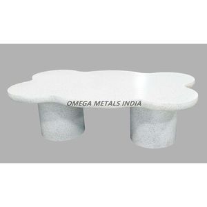 Table basse blanche au design conique moderne, parfaite pour ajouter une touche de luxe et de minimalisme aux salons ou aux espaces commerciaux - Product Image 6