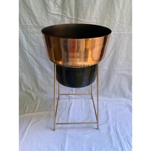 Hot Selling High Grade Gold Plated Heavy Duty Metal <b>Planter</b> With Durable Construction For <b>Long</b> Use <b>Garden</b> And Home Decor Supply - Product Image 5