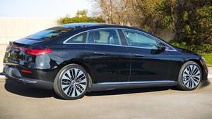 Mercedes-Benz EQE 350+ 2023 de conception standard - Product Image 5