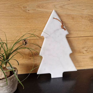 Tabla de Quesos Artesanal para Exhibición en Mesa de Fiesta, Quesos, Chutneys y Aperitivos, Presentación Elegante para Entretenimiento, de la India - Product Image 1