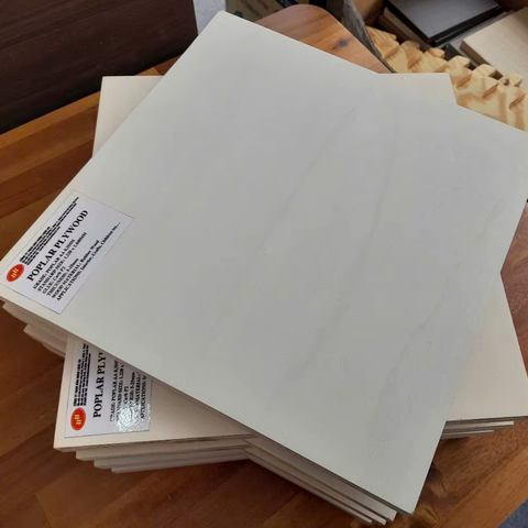 Factory Price Poplar Plywood 1220x2440x12mm Thickness 28mm-21mm Rubber Core E0 Formaldehyde Emission Building Materials