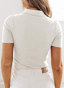 T-shirt de golf pour femmes en streetwear personnalisé rose, tissu en polyester tricoté, broderie machine, design personnalisé, décontracté, uni, manches courtes - Product Image 4