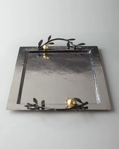 Ensemble de plateaux de service en métal artisanaux écologiques - Design moderne et luxueux durable pour les restaurants et l'usage domestique - Product Image 5