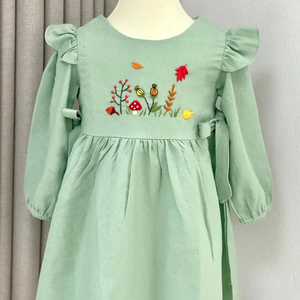 Vestido de lino suave bordado a mano para niñas, estilo informal para el primer cumpleaños de niños pequeños, OEM hecho en Vietnam - Product Image 5