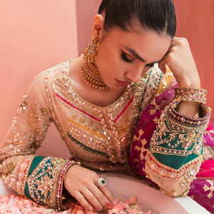 2025ใหม่ชุดเดรสปาร์ตี้แบบไม่มีตะเข็บสำหรับผู้หญิงชุดอินเดียและปากีสถานที่มีความยาวปกติ - Product Image 1