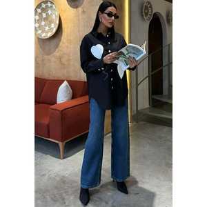 Camisa Oversize de Popelina con Bordado de Corazón y Detalle de Botones Colección 3430 - Product Image 4