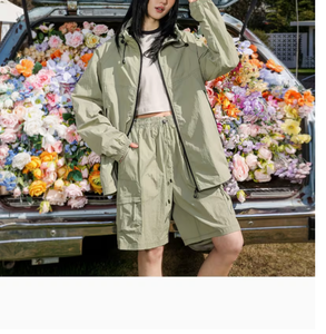 Ensemble décontracté à capuche pour femme, couleur unie, short en polyester, tenue respirante, coupe ample, vêtements d'été, longueur au-dessus du genou, sweat à capuche 2 pièces - Product Image 1
