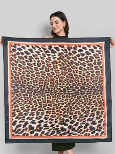 Écharpe en satin imprimée avec logo personnalisé, avec service OEM ODM pour la promotion de l'identité de la marque et les campagnes marketing - Product Image 5