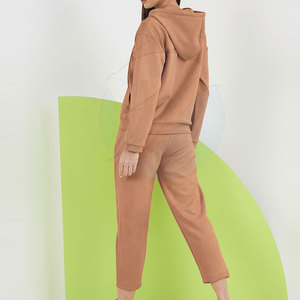 Survêtement d'hiver de couleur unie pour femmes conçu sur mesure pour une utilisation extérieure décontractée Ensembles à bas quantité minimale de commande - Product Image 3