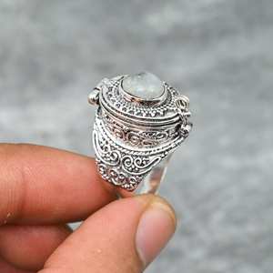 Bague boîte à pilules en pierre de lune, bague ajustable, boîte à message en pierre précieuse, bague boîte secrète en argent sterling 925, bijoux en pierre de lune - Product Image 3