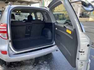 Auto Usado de Calidad a Precio Accesible, Toyota RAV4 2008, Volante a la Derecha - Product Image 5