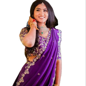 Mariée fiançailles spécial pur Chinon soie tissu broderie lourde énorme Flair motif magnifique Chaniya Choli avec ensemble Dupatta - Product Image 1