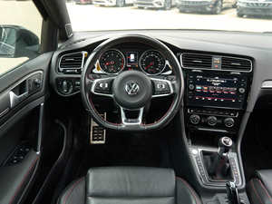 รถยนต์มือสองปี 2021 Autobahn VW รับรองคุณภาพ เกียร์ธรรมดา เบาะหนัง หลังคาซันรูฟ ระบบนำทาง ระบบเสียง Fender - Product Image 3