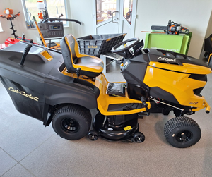 รถตัดหญ้าแบบนั่งขับ Cub Cadet XT2 QR106 พร้อมตะกร้าเก็บหญ้า ระยะการขับขี่ 24 กม. เหมาะสำหรับสวนขนาดใหญ่ ทนทานต่อการตัดหญ้า ใช้งานง่าย - Product Image 5