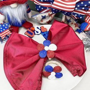 Rond de serviette fleur en rotin fait à la main Décor de table de Noël indien exclusif avec du bois papier métal fabriqué à la main Style parfait - Product Image 1