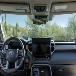 Toyota Tundra Limited 4x4 hybride 2023, système 4 roues motrices TRD, faible kilométrage et prix abordable, en stock, prêt à être expédié - Product Image 5