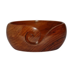 Cuenco de hilo de madera Sheesham, cortador de hilo de tejer de árbol, regalo de Navidad perfecto para tejedora - Product Image 1