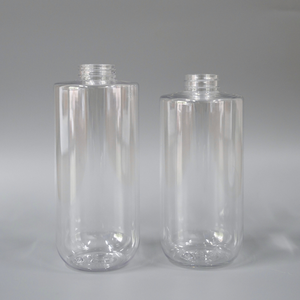 Botella PET transparente de 550ml del fabricante de Vietnam para agua micelar y productos para el cuidado de la piel - Product Image 4