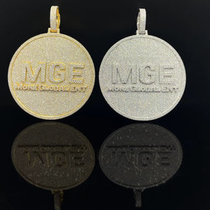 จี้ห้อยคอสไตล์ฮิปฮอปสแตนเลสประดับเพชร CZ หรูหราแบบสั่งทำพิเศษ - Product Image 1