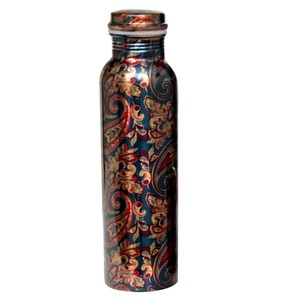 Nouveauté Bouteille en cuivre pur design au design moderne pour l'eau potable et les bouteilles de jus à un prix abordable - Product Image 6