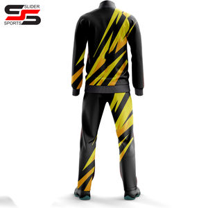 Nouveau survêtement pour femme de qualité supérieure à conception sublimée 100% survêtement de sublimation en polyester pour femme fabriqué au Pakistan - Product Image 6