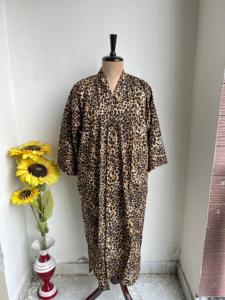 Kimono imprimé léopard Robe à imprimé animal Kimono unisexe peignoir demoiselles d'honneur cadeau en vrac pur coton Kimono vêtements de nuit Spa maison Robe - Product Image 4