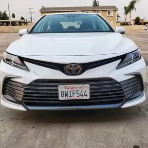 C A.m Ry LE Sedán de 4 Puertas con Volante a la Izquierda, Asientos de Cuero, Cámara Trasera - Product Image 1