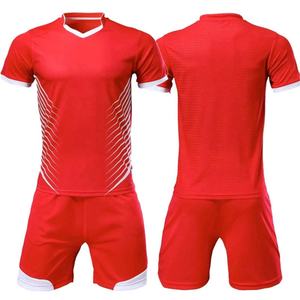 Uniformes de fútbol para hombres y Conjunto de camiseta de entrenamiento deportivo para jóvenes sublimación al por mayor personalizada en ropa de fútbol de tela de poliéster - Product Image 2