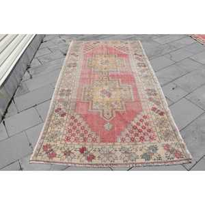 พรมขนาด 4.4x8.5 ฟุต, พรมวินเทจตุรกี, พรมสีแดงขาวล้วน - Product Image 1