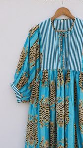 Haute Qualité Bleu Ciel Rayures Tigre Bloc Imprimer Mini/Midi Robe Col Profond String Fermer Casual Floral Naturel Indien Fabricant - Product Image 5
