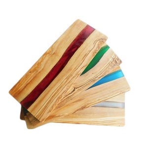 Gran oferta, de resina de tabla de cortar madera de lujo con acabado suave para preparar alimentos, picar y servir, disponible al mejor precio - Product Image 4