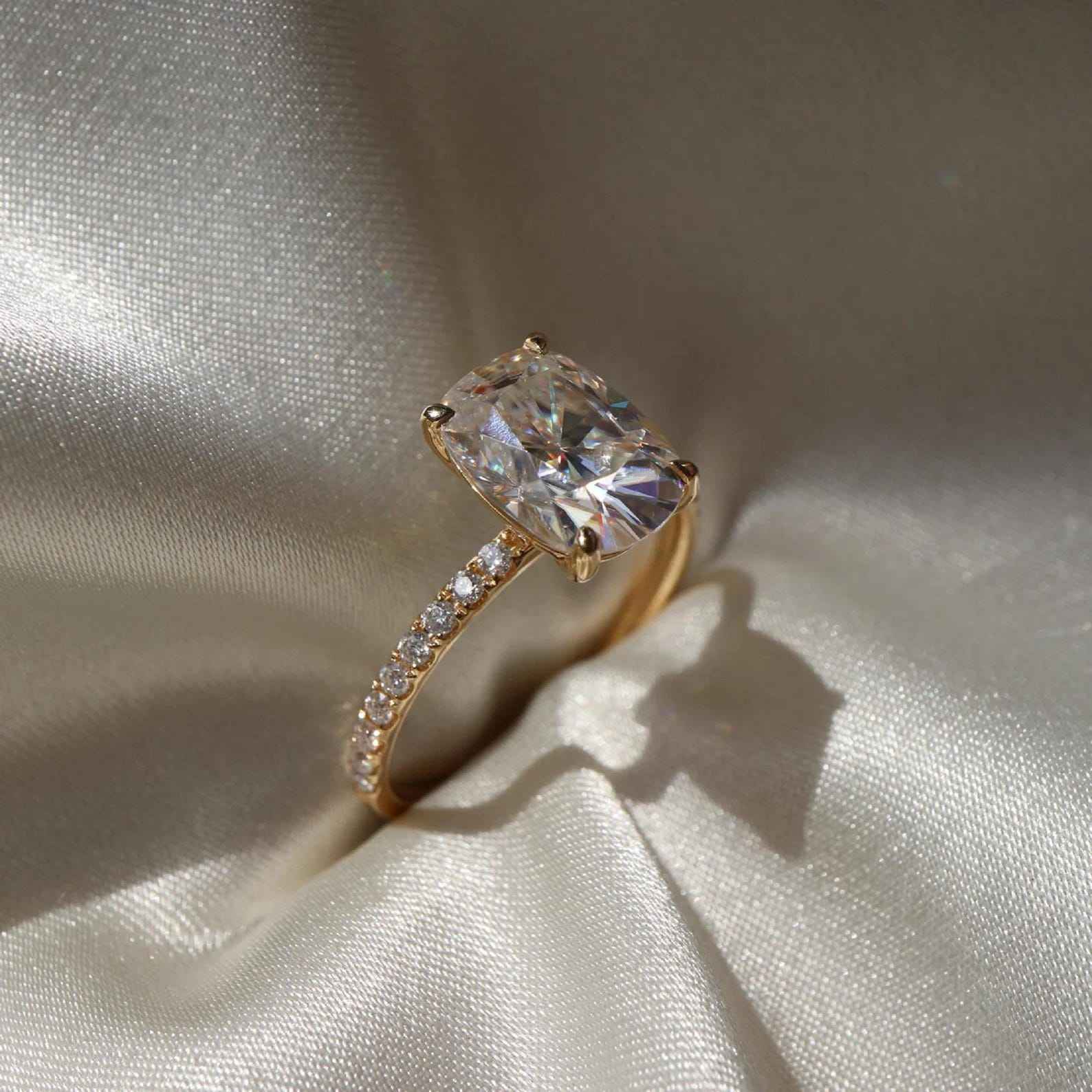 ทองคำขาว