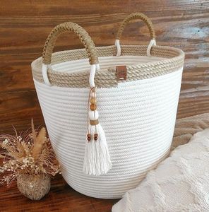 Cesta de Macramé Moderna para Almacenamiento en el Baño con Forro Impermeable y Material de Cuerda de Algodón de Primera Calidad - Product Image 1